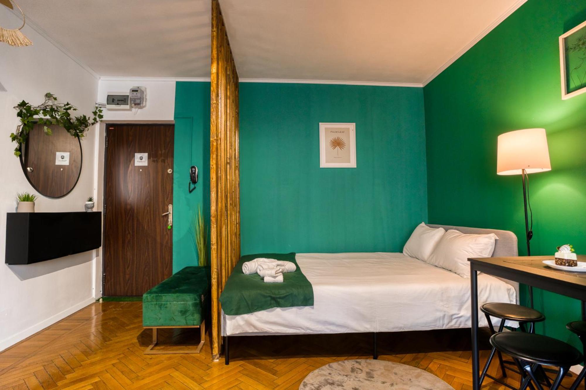 בוקרשט Hacienda Royal Palace - Central Designer Apartment מראה חיצוני תמונה