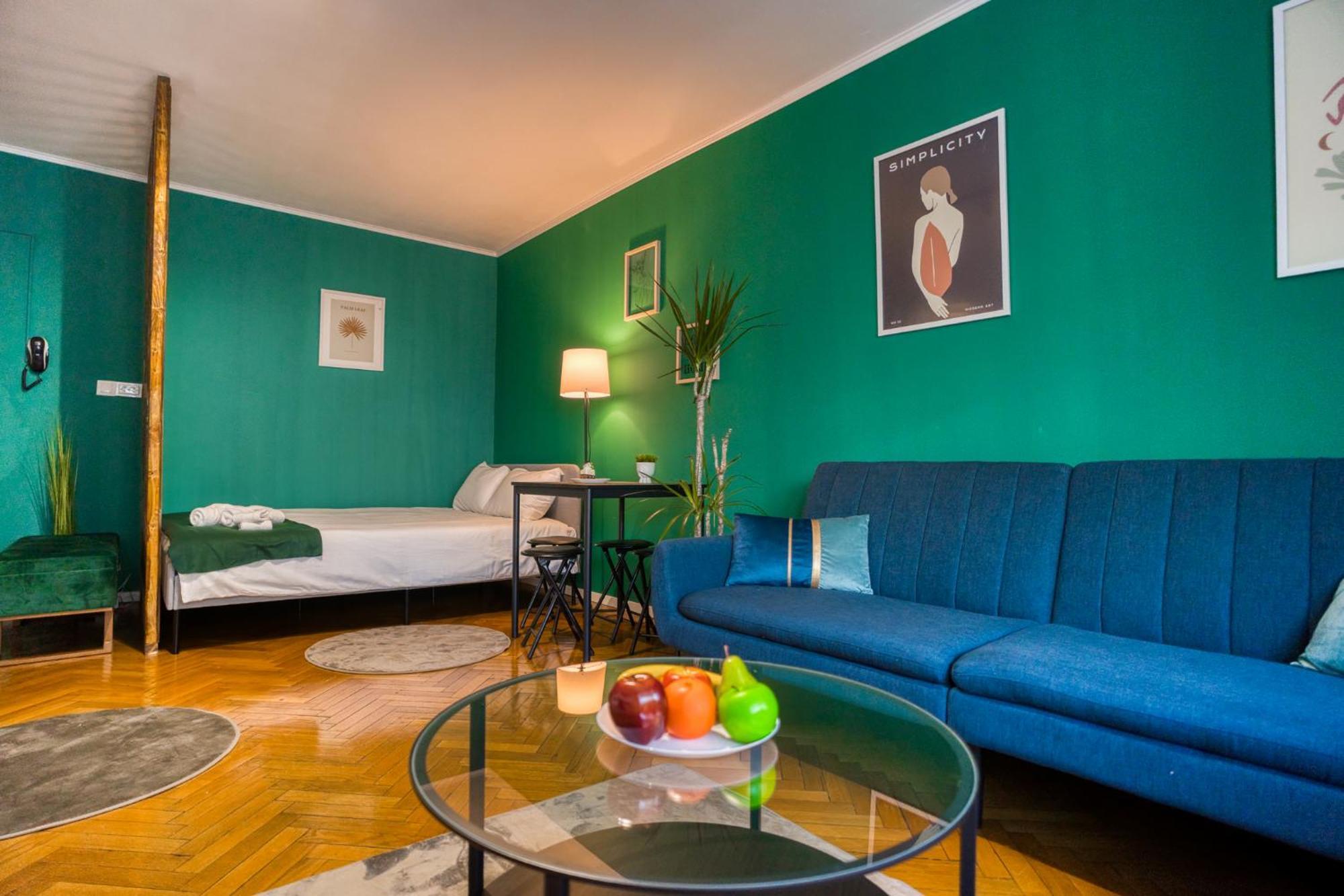 בוקרשט Hacienda Royal Palace - Central Designer Apartment מראה חיצוני תמונה