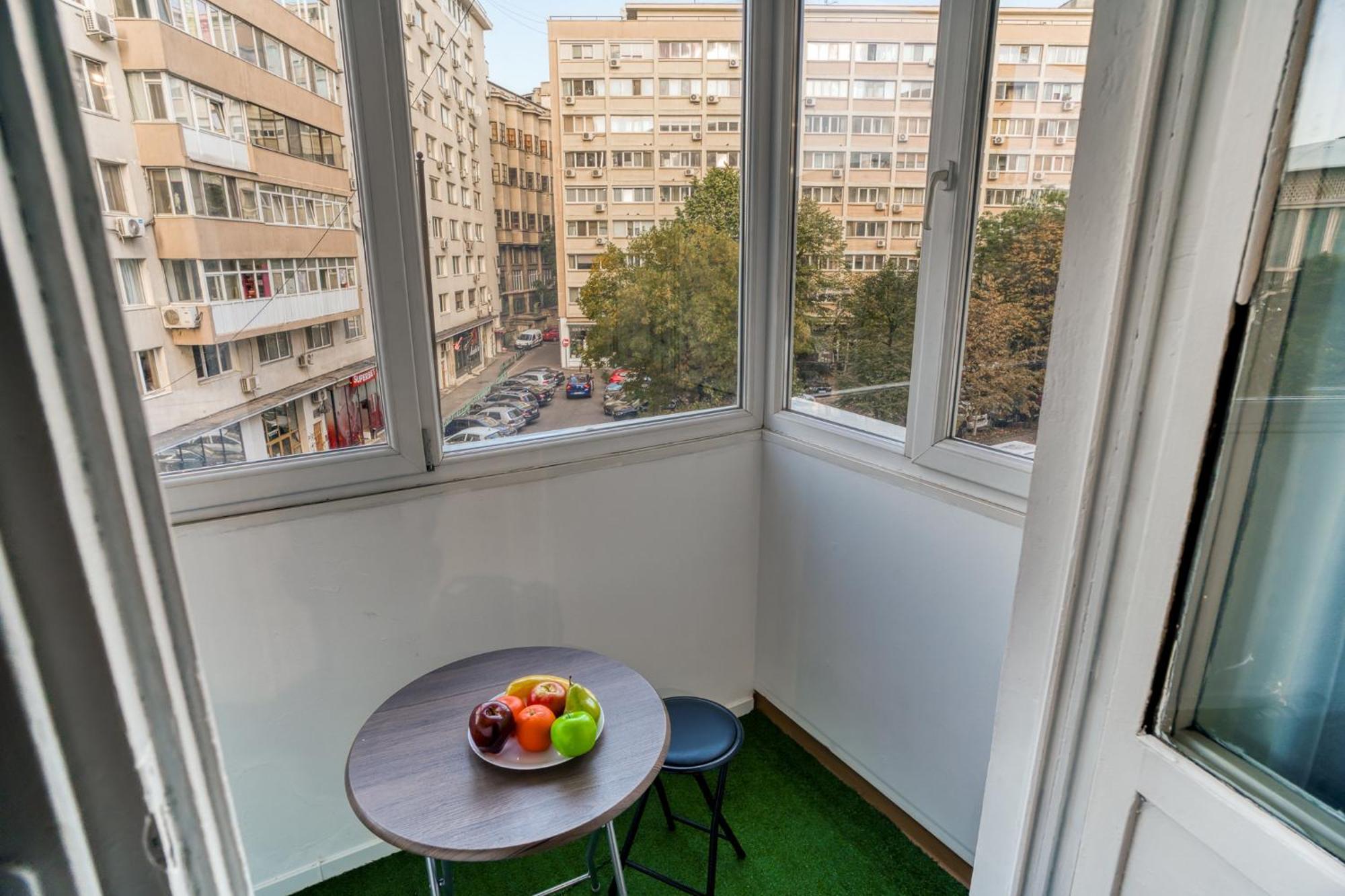 בוקרשט Hacienda Royal Palace - Central Designer Apartment מראה חיצוני תמונה