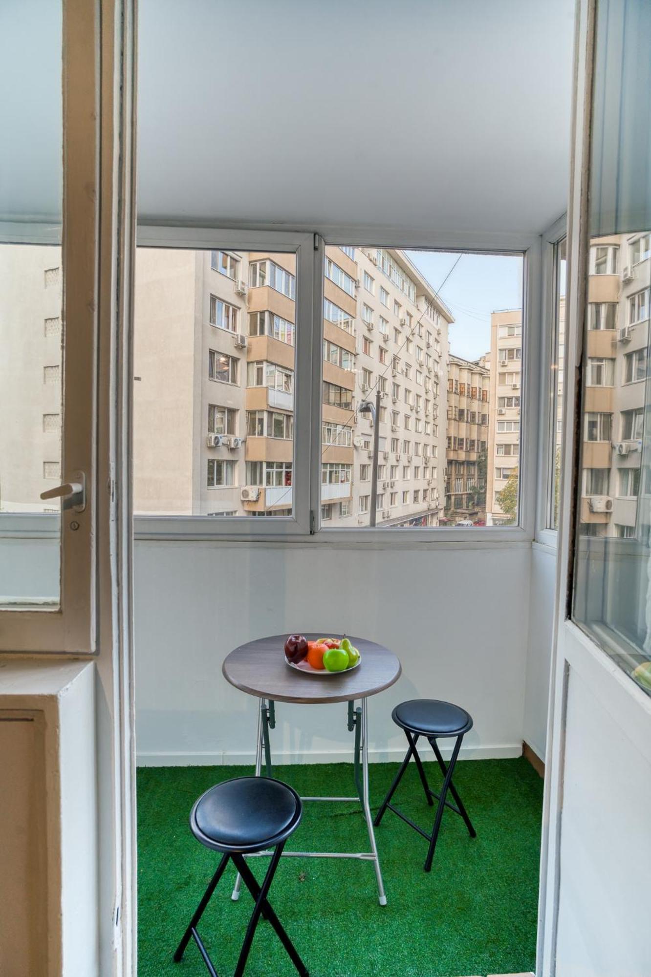 בוקרשט Hacienda Royal Palace - Central Designer Apartment מראה חיצוני תמונה